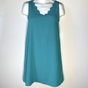 Everly SZ L turquoise colored sleeveless shift dress with scalloped neckline